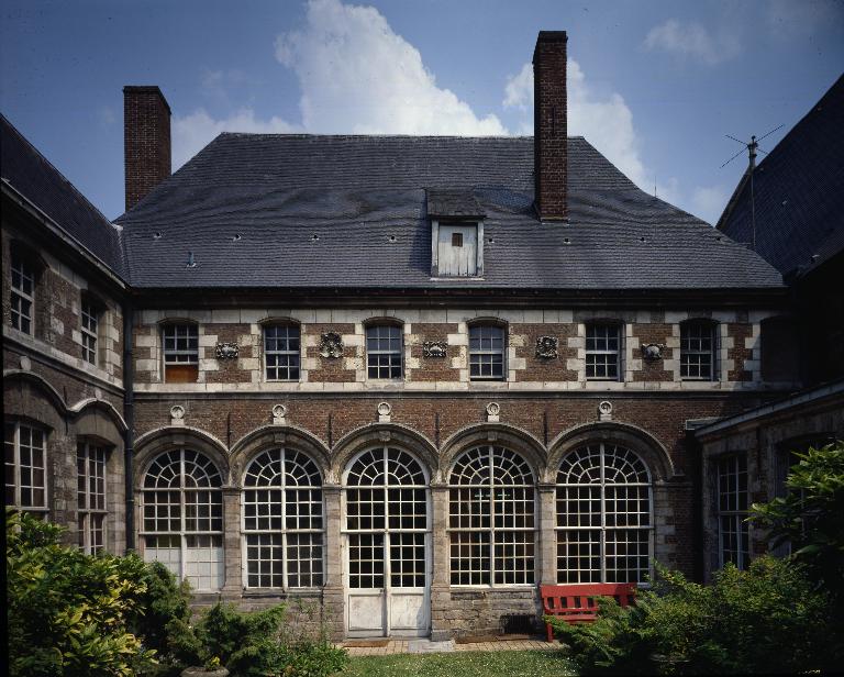 Ancien hospice Saint-Jean-Baptiste, dit hospice Gantois