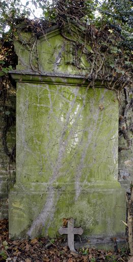 Tombeau (stèle funéraire) Brandicourt-Barrousel