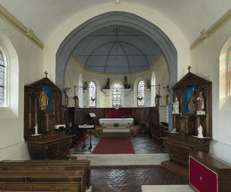 Église paroissiale et cimetière Notre-Dame de la Nativité de Friaucourt