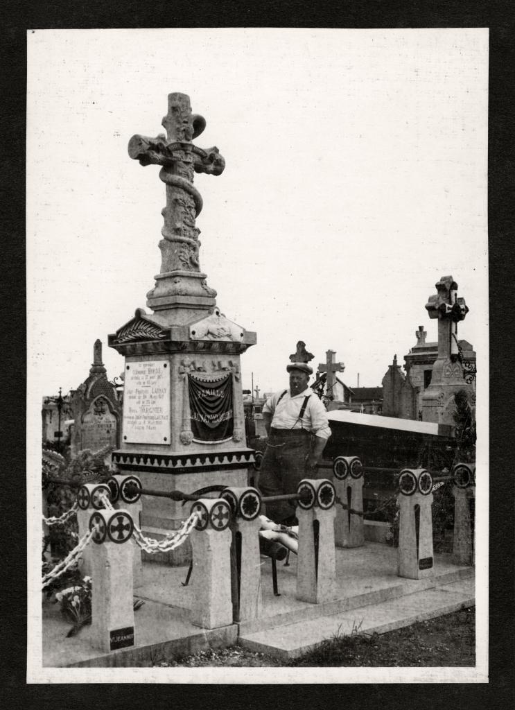 Cimetière communal de Villers-Bretonneux