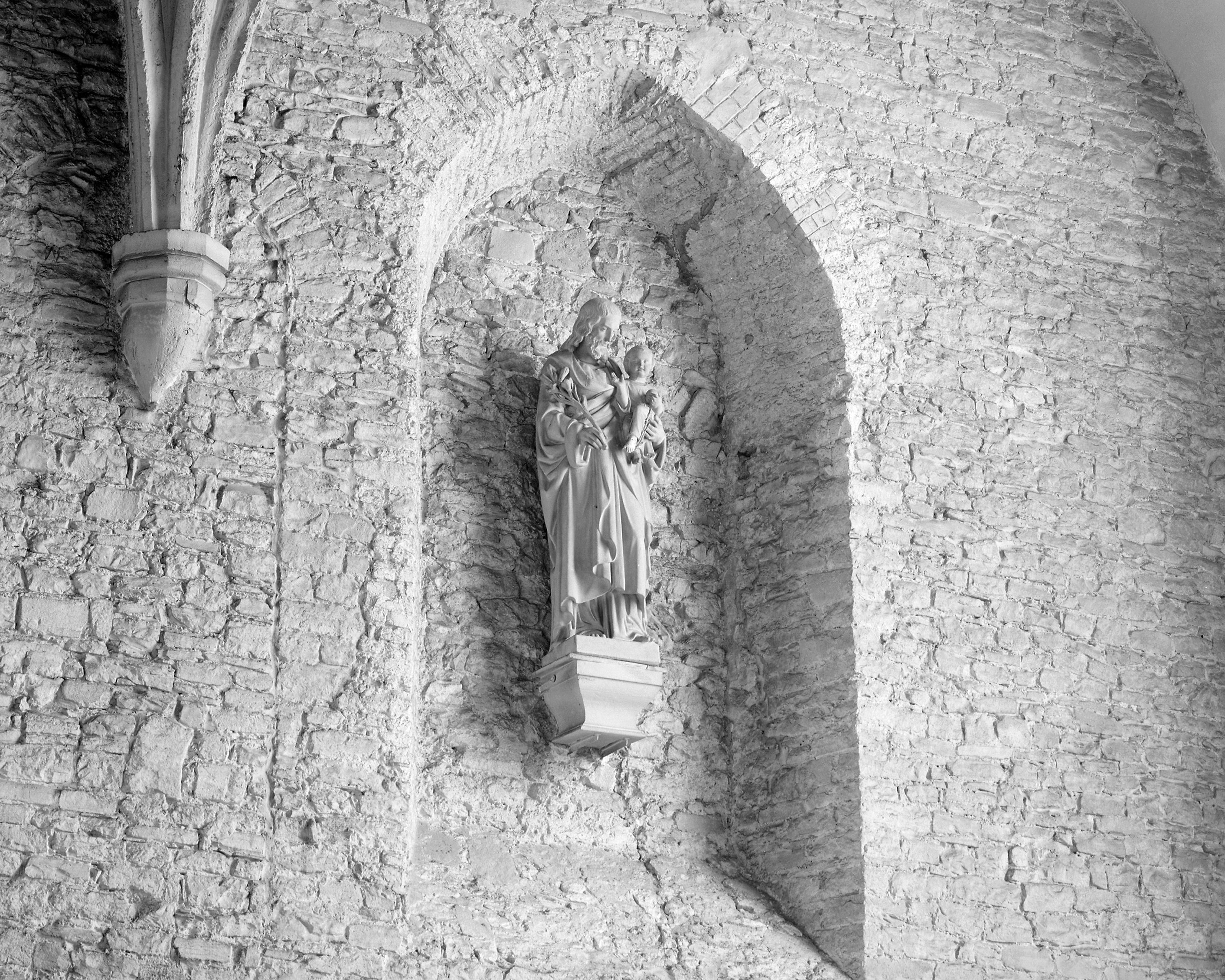 Groupe sculpté : saint Joseph