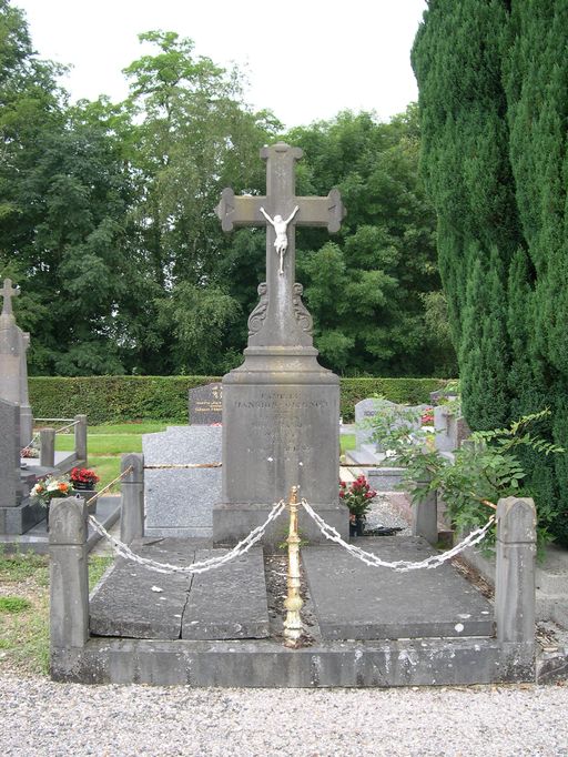 Cimetière communal d'Allonville