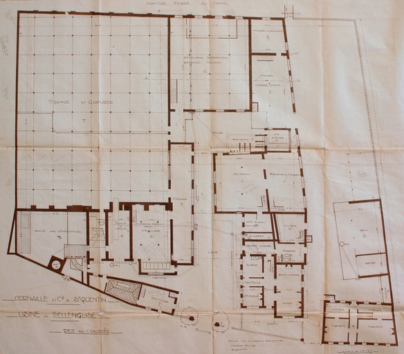 Ancien tissage de coton et de guipure F. Cornaille et Cie, bonneterie Le Textile Delcer et usine de fibres artificielles et synthétiques Nysam, puis bonneterie Tramex et établissement administratif