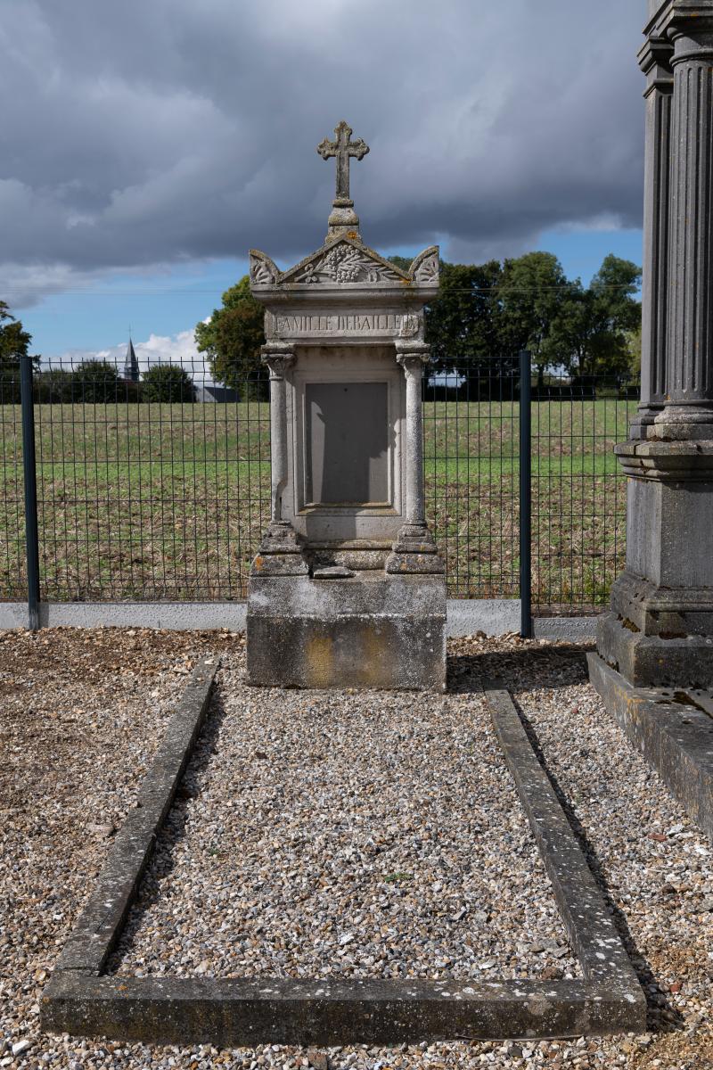 Le cimetière communal de La Neuville-Saint-Pierre