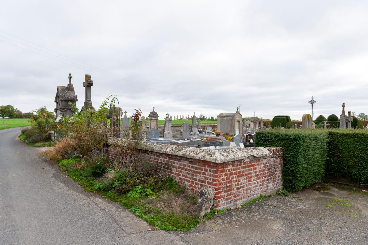 Cimetière communal d'Abbeville-Saint-Lucien