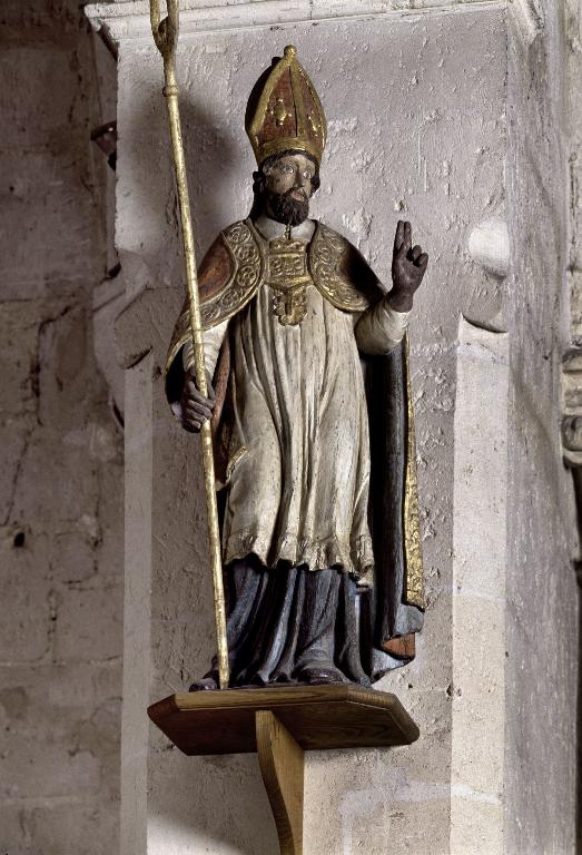 Statue (petite nature) : saint Nicolas