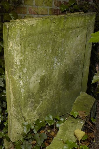 Tombeau (stèle funéraire) de l'ingénieur Alexandre Miché