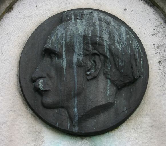 Tombeau (stèle funéraire) de Charles-Gabriel Verecque [famille Verecque-Dupuis]