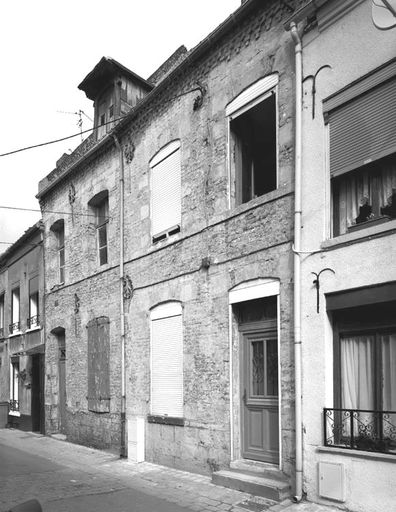 Les maisons, hôtels et immeubles de Condé-sur-l'Escaut centre