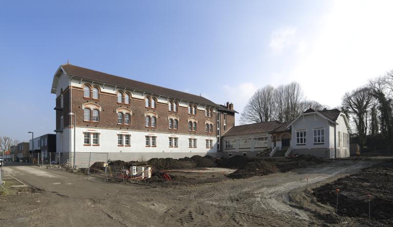 Ancien château, puis cité jardin de la Compagnie des Chemins de fer du Nord, dite cité Tourtier ou cité du Château