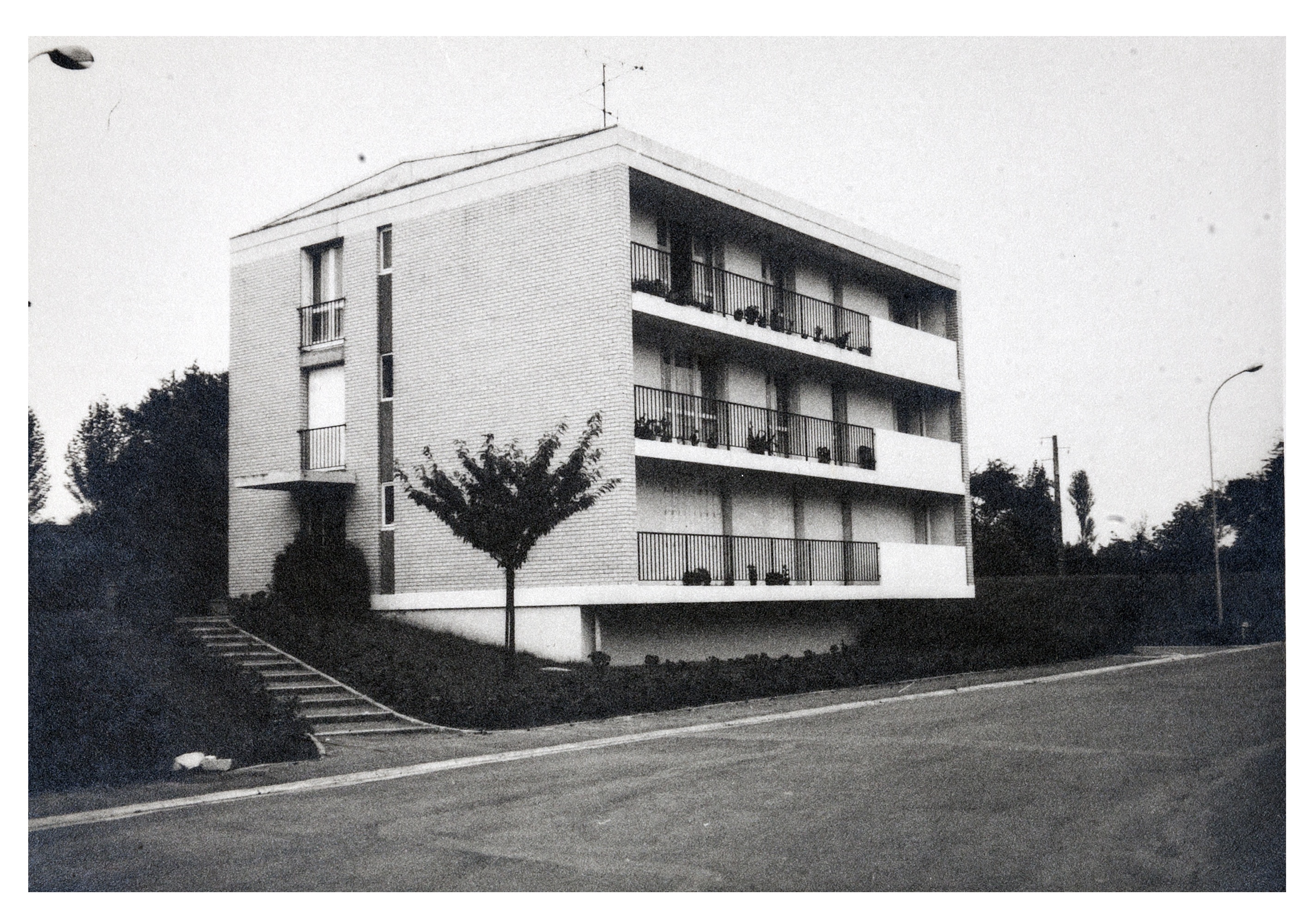 Collège, puis lycée, puis Cité scolaire Eugène-Thomas