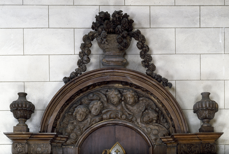 Paire de retables architecturés des autels de la Vierge et de saint Nicolas