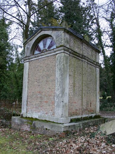 Tombeau (chapelle) de Jean-Baptiste Joseph Voclin et de Jean-Baptiste Théophile Devillers, curés de la paroisse Saint-Jacques d'Amiens