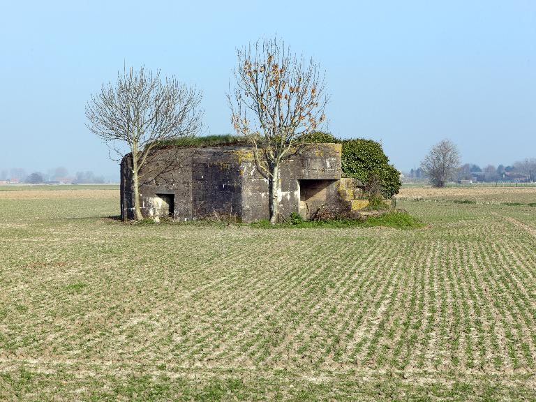 Casemate à mitrailleuse 4