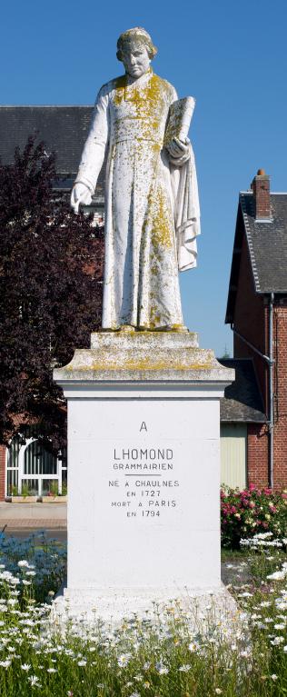 Monument à la mémoire du grammairien Lhomond, à Chaulnes
