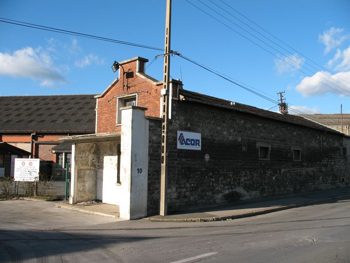 Usine de petite métallurgie (clouterie) Denille, puis tréfilerie Guttin-Landais, puis Forges, Tréfileries et Pointeries de Creil, puis Tréfilunion, puis ACOR