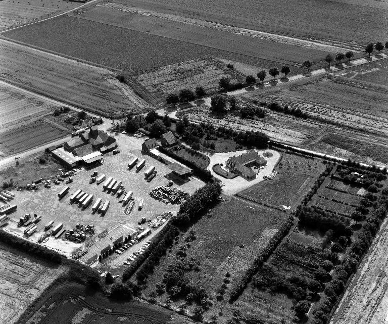 Ancienne râperie de betteraves de la Société Industrielle et Agricole de la Somme (S.I.A.S.), puis de la Compagnie Nouvelle des Sucreries Réunies (C.N.S.R.)