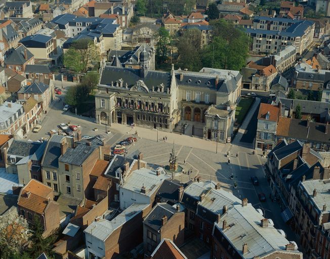Hôtel de ville de Noyon