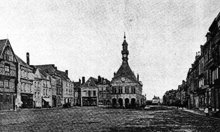 Grande place de Péronne