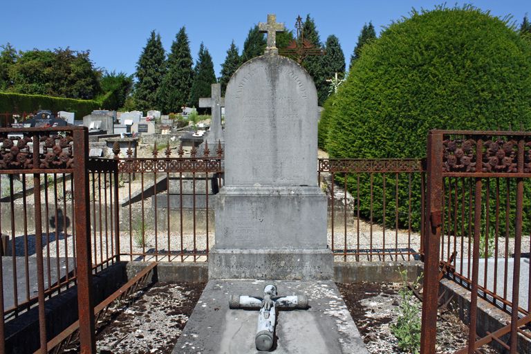 Cimetière communal de Ville-le-Marclet