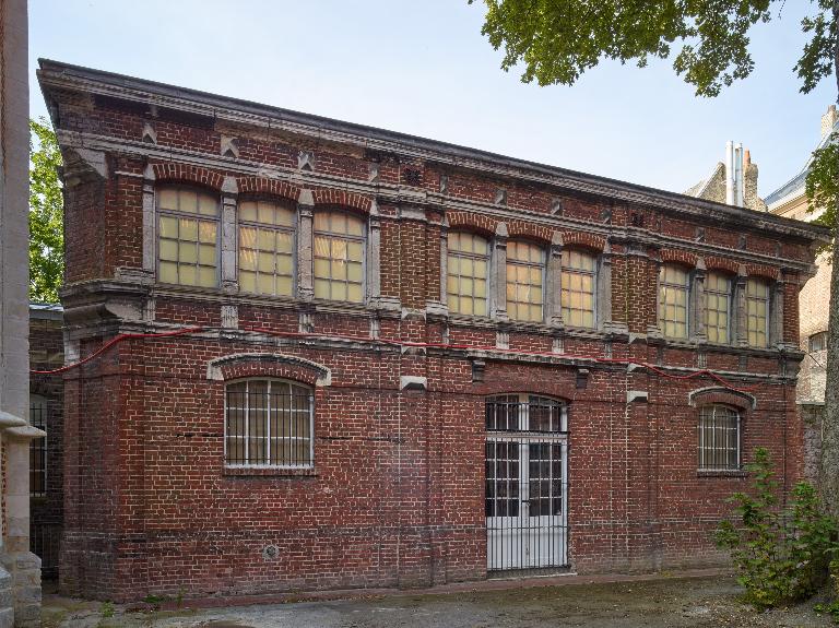 Ancien gymnase, actuellement bibliothèque de la Société des Antiquaires de La Morinie