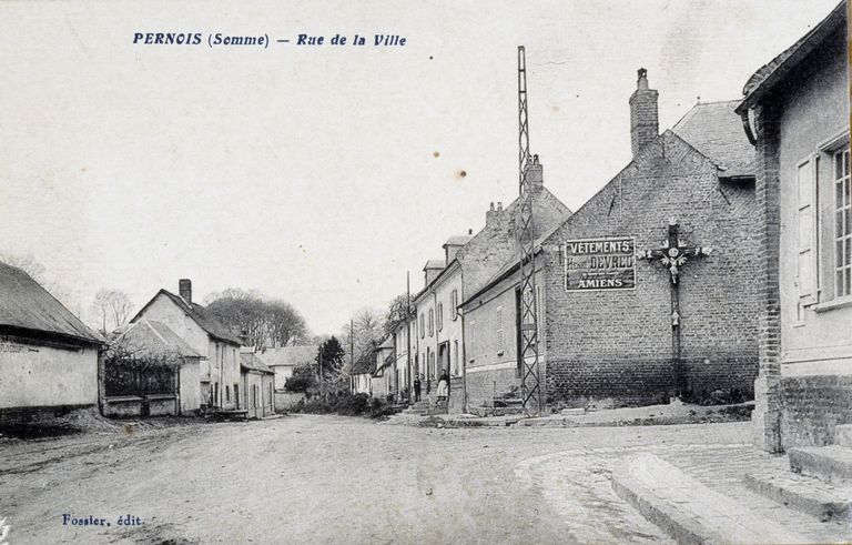 Le village de Pernois