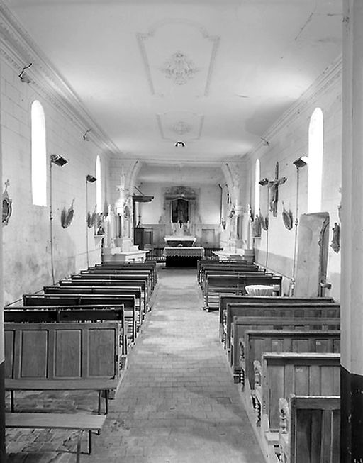 Eglise paroissiale fortifiée et cimetière Saint-Remi de Logny-lès-Aubenton