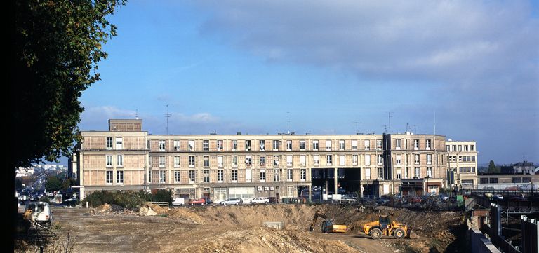 Ensemble des immeubles de la place Alphonse-Fiquet à Amiens