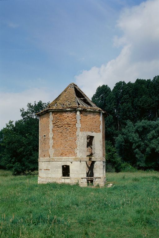 Le canton de Noyon : le territoire de la commune de Genvry