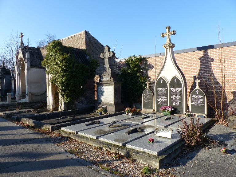 Enclos funéraire de la paroisse Sainte-Anne