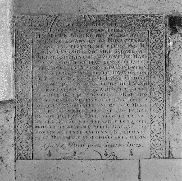 Plaque funéraire de Huberte Morel (n° 1)