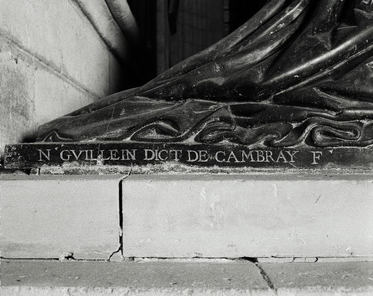 Élément du monument funéraire de l'abbesse Louise de Lorraine : priant de Louise de Lorraine, dit à tort de Gabrielle-Marie de la Rochefoucauld