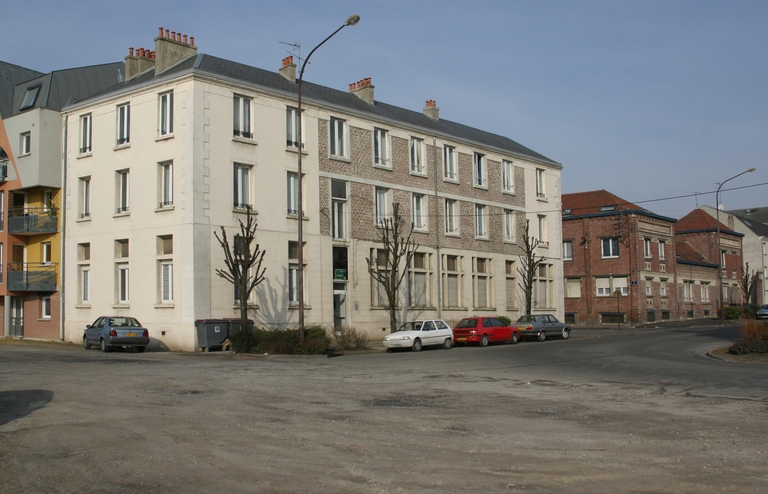 Ancienne usine de blanchiment et de teinturerie Lefranc, tissage de laine Boca-Wulvérick, ateliers de réparation Raymond Piot et Cie