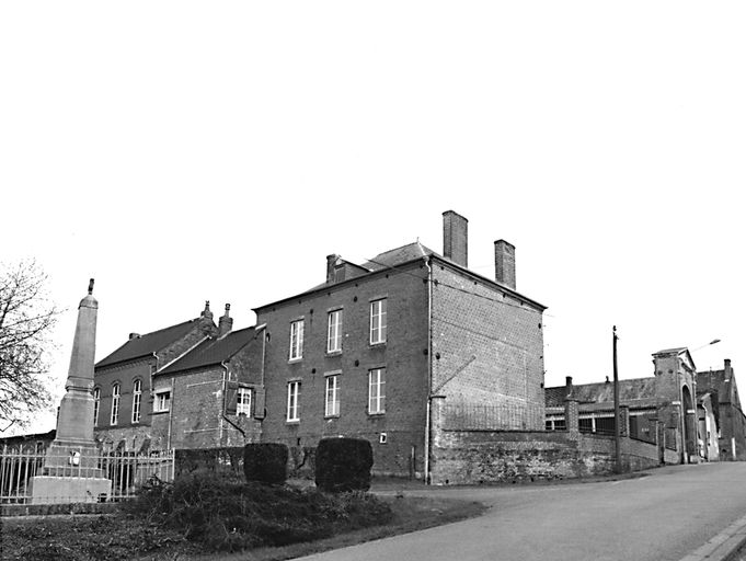 Ancienne ferme, puis mairie-école de Jeantes