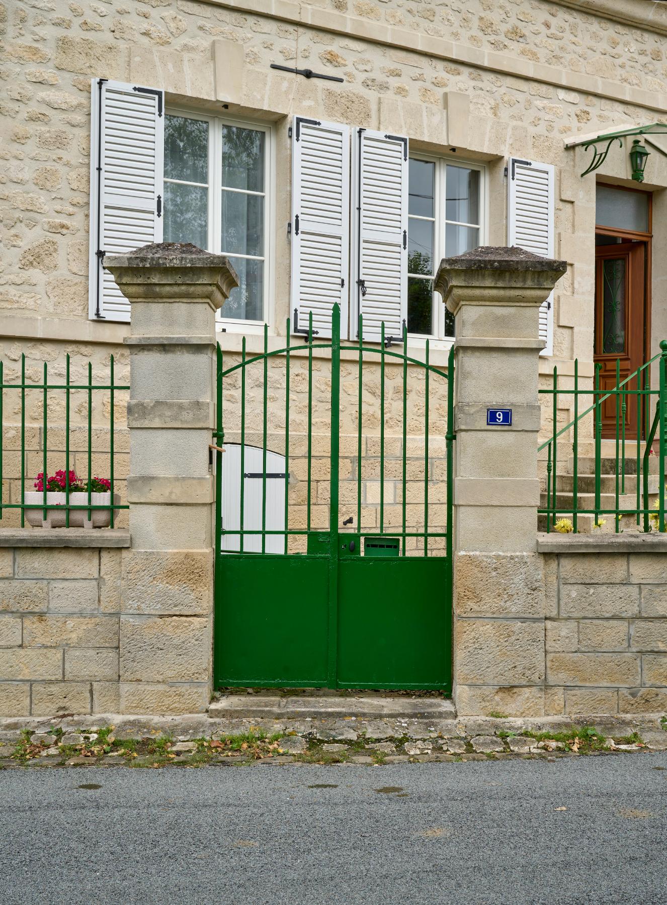 Ancienne entreprise  et atelier de maçonnerie Maroteaux-Cabaret, actuellement maison, Musée de Vassogne et Centre historique du Monde du travail