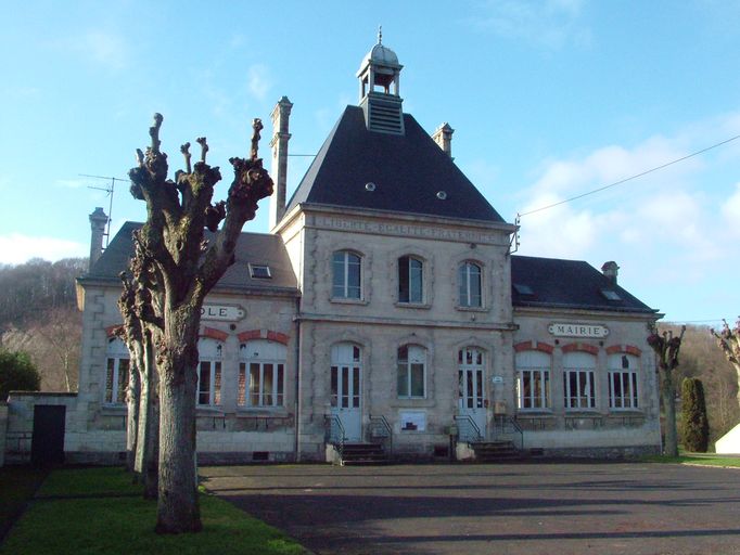 Mairie et ancienne école primaire d'Aizy