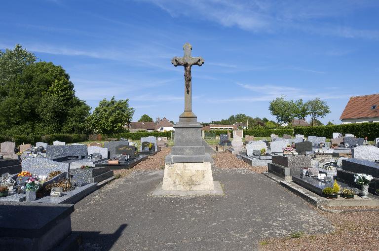 Le cimetière communal de Saint-Blimont