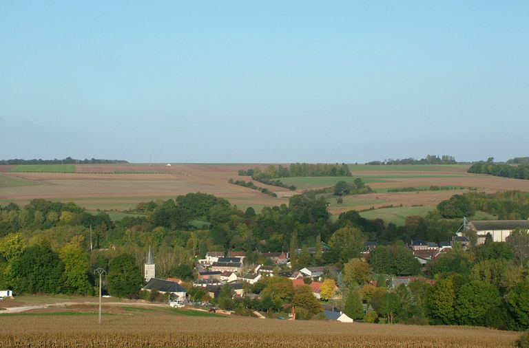 Le village de Canaples