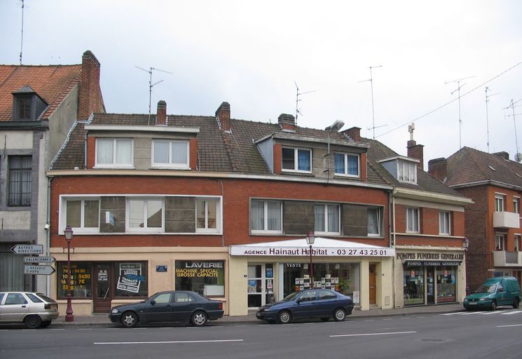 Les maisons, hôtels et immeubles de Condé-sur-l'Escaut centre