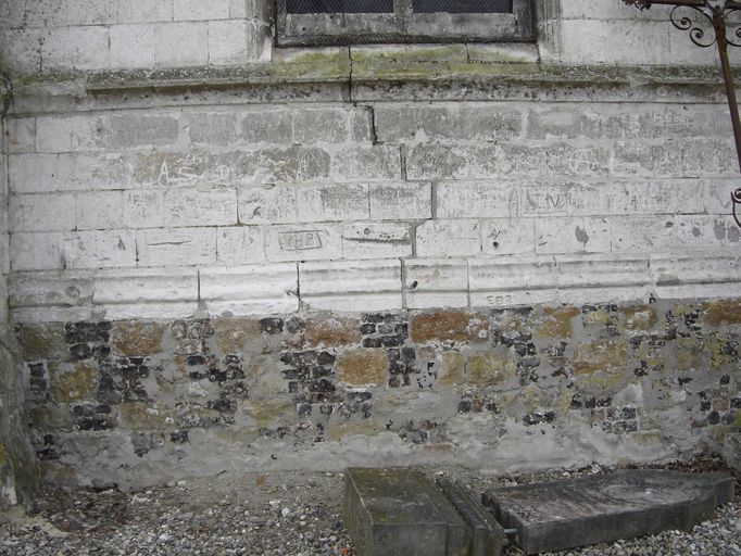 Chapelle et ancien cimetière Saint-Corneille du Hamelet à Favières