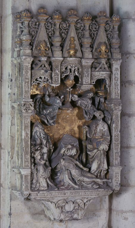 Monument funéraire (?) : Vierge de Pitié avec saint Jacques et saint Nicolas présentant deux donateurs