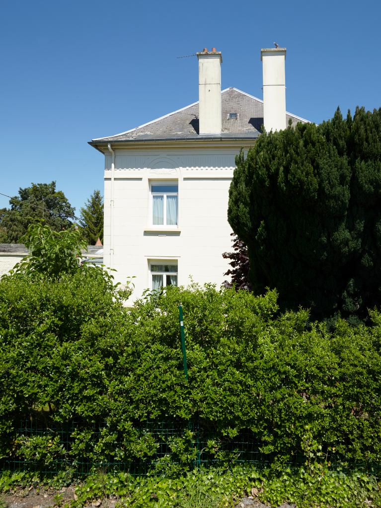 Maison, ancienne propriété de Mme Alice Cuvillier-Jacquin