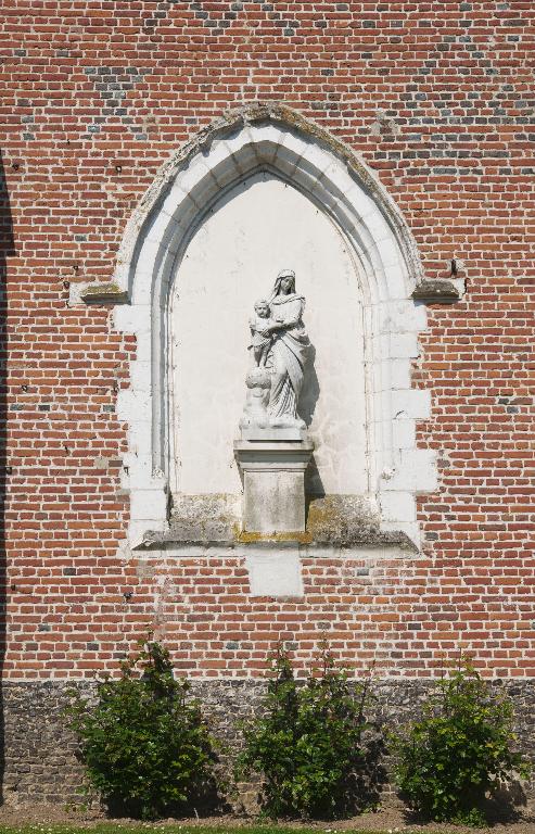 Église paroissiale de la Nativité de la Vierge de Valines