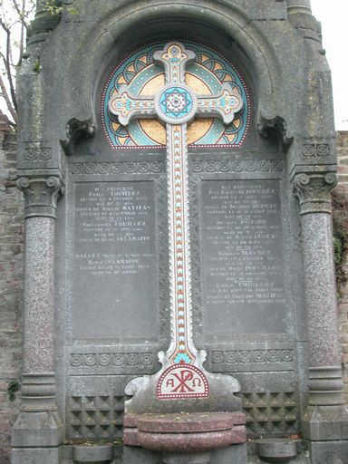 Tombeau (stèle funéraire) Thuillez-Mastifas-Bouchez-Dupuis