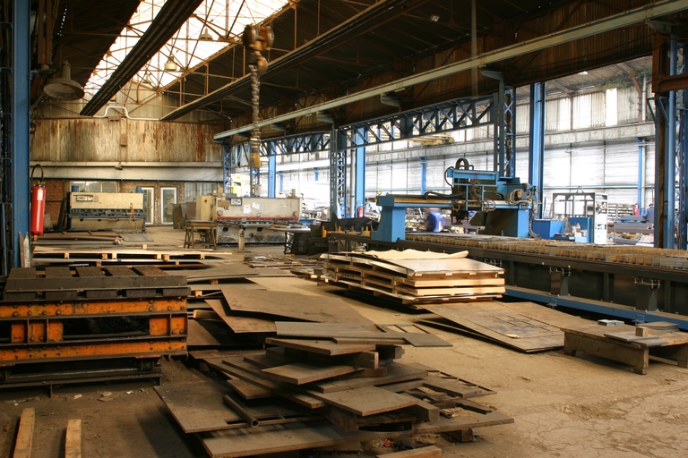 Ancienne usine de chaudronnerie et de construction métallique Bourleaux Fils, puis Construction Industrielle et Travaux en Fer de Saint-Quentin, usine de matériel d'équipement industriel Burton'Steel