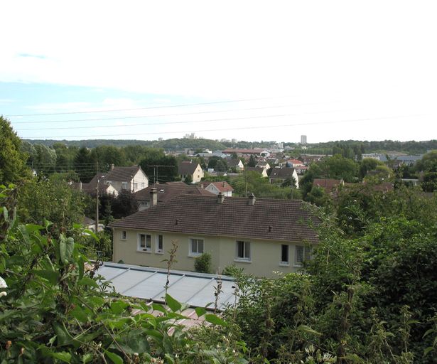 Ensemble de quatre anciennes maisons d'employés de la Société de la Vieille-Montagne à Montataire