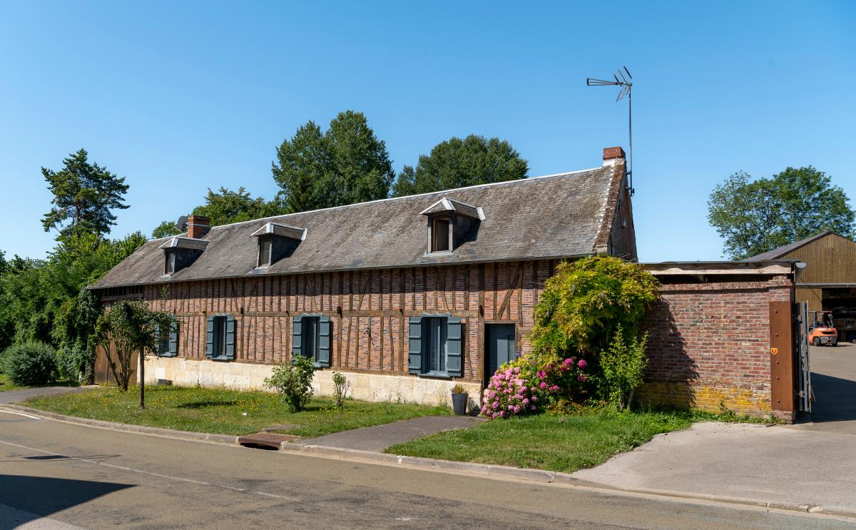 L'habitat du village de Maisoncelle-Tuilerie