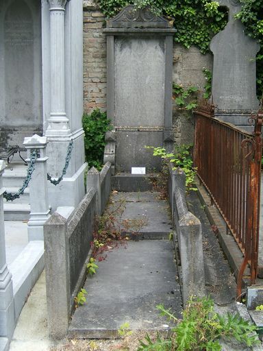 Tombeau (stèle funéraire) de la famille Gournay et Vilquin