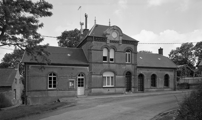 Mairie de Saint-Martin-Rivière (ancienne école-mairie)