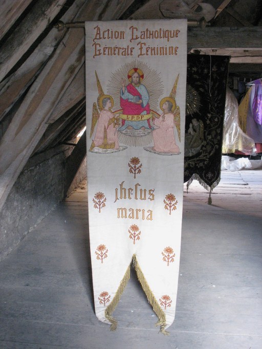 Bannière de procession de l'Association catholique générale féminine (Vierge à l'Enfant et Christ)
